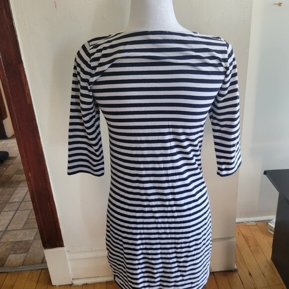 Aritzia Babaton Women Striped Dress Shirt Size Large - Picture 2 of 6